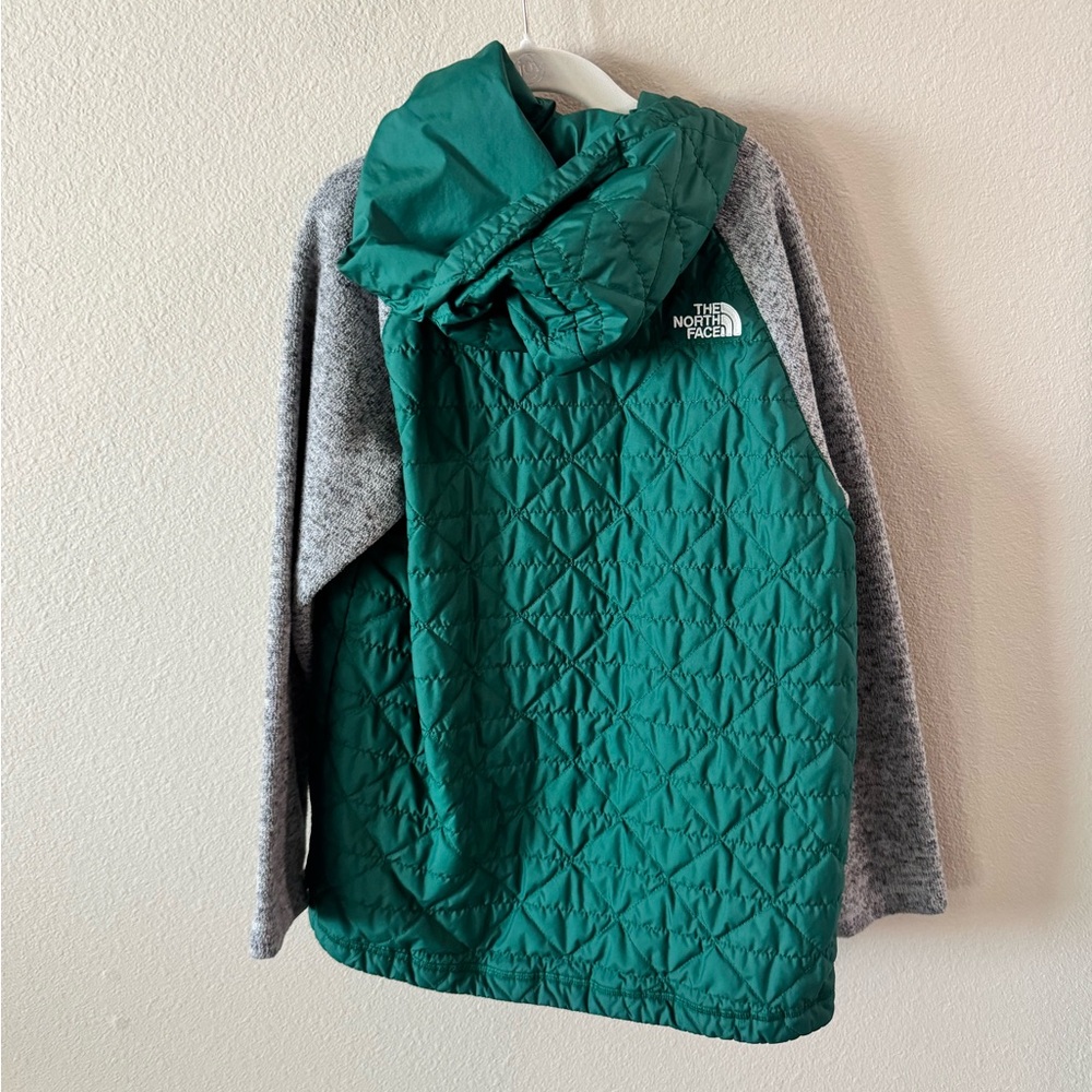 Boys The North Face Green and Heather Gray Light Jacket - Picture 7 of 10